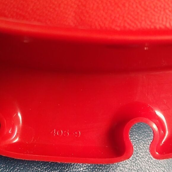 Vintage Tupperware Veggie Party Platter Red and Pink Circular Cottagecore - Picture 6 of 8